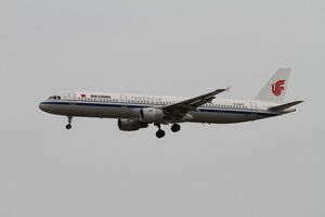 date：2010-02-10;
location：Beijing Capital Intl Airport - ZBAA;
airline：Air China - CCA;
registration：B-6603;
aircraft：A321-200