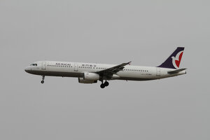 date：2010-02-10;
location：Beijing Capital Intl Airport - ZBAA;
airline：Air Macau - AMU;
registration：B-MAF;
aircraft：A321-100