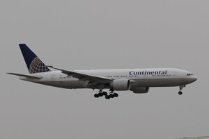 date：2010-02-10;
location：Beijing Capital Intl Airport - ZBAA;
airline：Continental Airlines - COA;
registration：N77012;
aircraft：B777-200ER