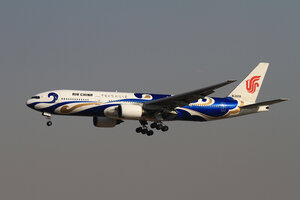 date：2010-02-19;
location：Beijing Capital Intl Airport - ZBAA;
airline：Air China - CCA;
registration：B-2059;
aircraft：B777-200;
remark：Blue Cloud Livery(蓝祥云号)