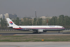 date：2010-05-01;
location：Beijing Capital Intl Airport - ZBAA;
airline：Malaysia Airlines - MAS;
registration：9M-MKE;
aircraft：A330-300