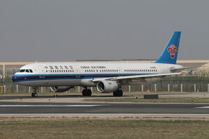 date：2010-05-01;
location：Beijing Capital Intl Airport - ZBAA;
airline：China Southern Airlines - CSN;
registration：B-6622;
aircraft：A321-200