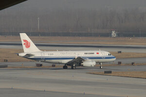 date：2010-12-11;
location：Beijing Capital Intl Airport - ZBAA;
airline：Air China - CCA;
registration：B-6235;
aircraft：A319-100