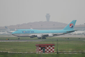 date：2012-08-11;
location：Beijing Capital Intl Airport - ZBAA;
airline：Korean Air - KAL;
registration：HL7404;
aircraft：B747-400