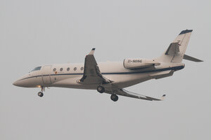 date：2012-10-20;
location：Beijing Capital Intl Airport - ZBAA;
airline：Deer Jet - DER;
registration：B-8086;
aircraft：Gulfstream G200