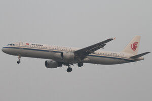 date：2012-10-20;
location：Beijing Capital Intl Airport - ZBAA;
airline：Air China - CCA;
registration：B-6593;
aircraft：A321-200