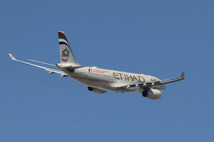 date：2013-01-03;
location：Beijing Capital Intl Airport - ZBAA;
airline：Etihad Airways - ETD;
registration：A6-EYK;
aircraft：A330-200;
remark：2012 Formula1 Abu Dhabi Grand Prix Livery