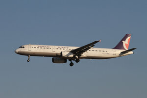 date：2013-01-03;
location：Beijing Capital Intl Airport - ZBAA;
airline：Air Macau - AMU;
registration：B-MAG;
aircraft：A321-100