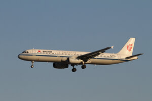 date：2013-01-03;
location：Beijing Capital Intl Airport - ZBAA;
airline：Air China - CCA;
registration：B-6741;
aircraft：A321-200
