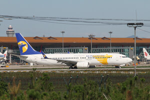 date：2015-09-12;
location：Beijing Capital Intl Airport - ZBAA;
airline：Mongolian Airlines - MGL;
registration：EI-CXV;
aircraft：B737-800