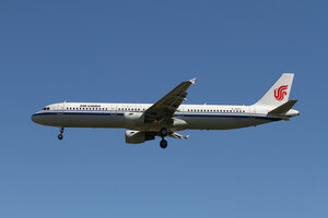 date：2021-10-11;
location：Beijing Capital Intl Airport - ZBAA;
airline：Air China - CCA;
registration：B-1855;
aircraft：A321
