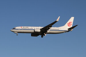 date：2021-11-10;
location：Beijing Capital Intl Airport - ZBAA;
airline：Air China - CCA;
registration：B-5423;
aircraft：B737-800