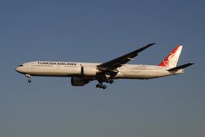 date：2021-11-24;
location：Beijing Capital Intl Airport - ZBAA;
airline：Turkish Airlines - THY;
registration：TC-LJD;
aircraft：B777-300ER