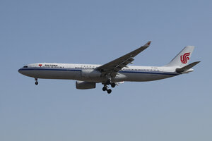 date：2021-11-25;
location：Beijing Capital Intl Airport - ZBAA;
airline：Air China - CCA;
registration：B-5901;
aircraft：A330-300