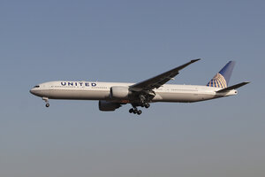 date：2021-11-25;
location：Beijing Capital Intl Airport - ZBAA;
airline：United Airlines - UAL;
registration：N2331U;
aircraft：B777-300ER