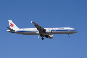 date：2023-04-30;
location：Beijing Capital Intl Airport - ZBAA;
airline：Air China - CCA;
registration：B-6605;
aircraft：A321-200