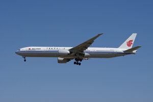 date：2023-04-30;
location：Beijing Capital Intl Airport - ZBAA;
airline：Air China - CCA;
registration：B-2033;
aircraft：B777-300ER