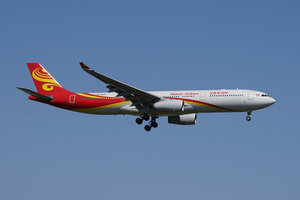 date：2023-04-30;
location：Beijing Capital Intl Airport - ZBAA;
airline：Hainan Airlines - CHH;
registration：B-5905;
aircraft：A330-300