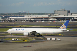 date：2026-05-11;
location：Tokyo Haneda Intl Airport - RJTT;
airline：United Airlines - UAL;
registration：N2644U;
aircraft：B777-300ER