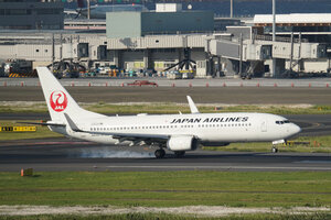 date：2026-05-11;
location：Tokyo Haneda Intl Airport - RJTT;
airline：Japan Airlines - JAL;
registration：JA307J;
aircraft：B737-800