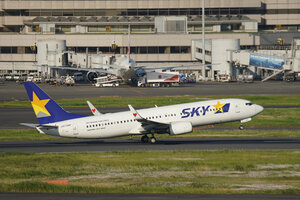 date：2026-05-11;
location：Tokyo Haneda Intl Airport - RJTT;
airline：Skymark Airlines - SKY;
registration：JA73NP;
aircraft：B737-800