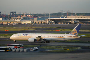 date：2026-05-11;
location：Tokyo Haneda Intl Airport - RJTT;
airline：United Airlines - UAL;
registration：N12006;
aircraft：B787-10