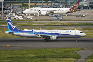 date：2026-05-12;
location：Tokyo Haneda Intl Airport - RJTT;
airline：All Nippon Airways - ANA;
registration：JA111A;
aircraft：A321-200