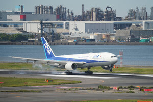 date：2026-05-12;
location：Tokyo Haneda Intl Airport - RJTT;
airline：All Nippon Airways - ANA;
registration：JA745A;
aircraft：B777-200ER