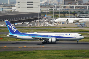 date：2026-05-12;
location：Tokyo Haneda Intl Airport - RJTT;
airline：All Nippon Airways - ANA;
registration：JA611J;
aircraft：B767-300ER