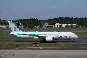date：2026-05-13;
location：Tokyo Narita Intl Airport - RJAA;
airline：ZIPAIR - TZP;
registration：JA822J;
aircraft：B787-8