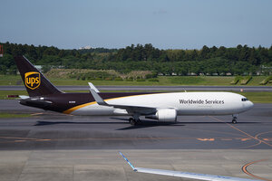 date：2026-05-13;
location：Tokyo Narita Intl Airport - RJAA;
airline：UPS Airlines - UPS;
registration：N330UP;
aircraft：B767-300ERF