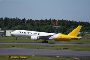 date：2026-05-13;
location：Tokyo Narita Intl Airport - RJAA;
airline：Kalitta Air - CKS;
registration：N772CK;
aircraft：B777F;
remark：DHL Livery
