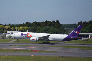 date：2026-05-13;
location：Tokyo Narita Intl Airport - RJAA;
airline：FedEx - FDX;
registration：N898FD;
aircraft：B777F