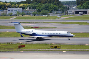 date：2026-05-13;
location：Tokyo Narita Intl Airport - RJAA;
airline：Private Owner - PVT;
registration：T7-ELLY;
aircraft：Gulfstream G550