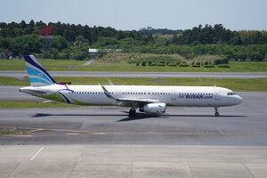 date：2026-05-13;
location：Tokyo Narita Intl Airport - RJAA;
airline：Air Busan - ABL;
registration：HL7210;
aircraft：A321-200