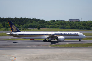date：2026-05-13;
location：Tokyo Narita Intl Airport - RJAA;
airline：Singapore Airlines - SIA;
registration：9V-SCZ;
aircraft：B787-10
