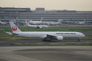 date：2026-05-14;
location：Tokyo Haneda Intl Airport - RJTT;
airline：Japan Airlines - JAL;
registration：JA736J;
aircraft：B777-300ER