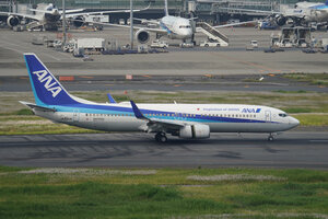 date：2026-05-14;
location：Tokyo Haneda Intl Airport - RJTT;
airline：All Nippon Airways - ANA;
registration：JA65AN;
aircraft：B737-800