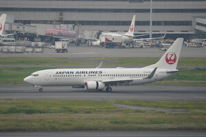 date：2026-05-14;
location：Tokyo Haneda Intl Airport - RJTT;
airline：Japan Airlines - JAL;
registration：JA301J;
aircraft：B737-800