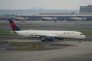 date：2026-05-14;
location：Tokyo Haneda Intl Airport - RJTT;
airline：Delta Air Lines - DAL;
registration：N569DZ;
aircraft：A350-900