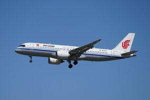 date：2026-05-28;
location：Beijing Capital Intl Airport - ZBAA;
airline：Air China - CCA;
registration：B-919Y;
aircraft：C919-100ER