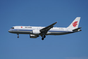 date：2026-05-28;
location：Beijing Capital Intl Airport - ZBAA;
airline：Air China - CCA;
registration：B-658J;
aircraft：C919-100ER