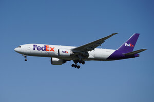 date：2026-05-29;
location：Beijing Capital Intl Airport - ZBAA;
airline：FedEx - FDX;
registration：N892FD;
aircraft：B777F
