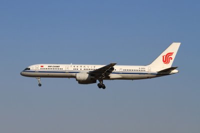 date：2010-02-03location：Beijing Capital Intl Airport - ZBAAairline：Air China - CCAregistration：B-2856aircraft：B757-200