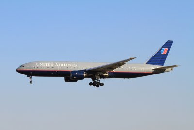 date：2010-02-03location：Beijing Capital Intl Airport - ZBAAairline：United Airlines - UALregistration：N223UAaircraft：B777-200ER