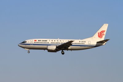 date：2010-02-03location：Beijing Capital Intl Airport - ZBAAairline：Air China - CCAregistration：B-2630aircraft：B737-300