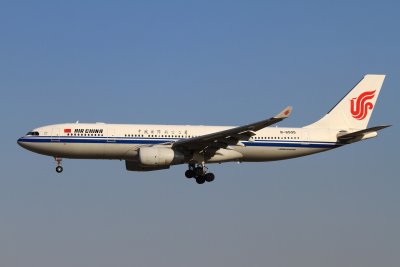 date：2010-02-03location：Beijing Capital Intl Airport - ZBAAairline：Air China - CCAregistration：B-6505aircraft：A330-200