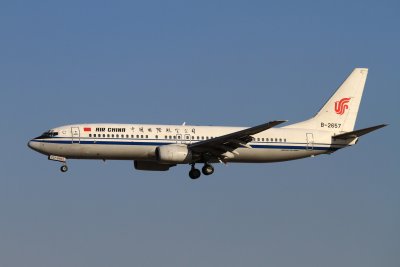 date：2010-02-03location：Beijing Capital Intl Airport - ZBAAairline：Air China - CCAregistration：B-2657aircraft：B737-800