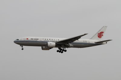 date：2010-02-10location：Beijing Capital Intl Airport - ZBAAairline：Air China - CCAregistration：B-2066aircraft：B777-200