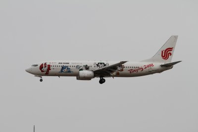 date：2010-02-10location：Beijing Capital Intl Airport - ZBAAairline：Air China - CCAregistration：B-5177aircraft：B737-800remark：FuWa Livery(奥运吉祥号)